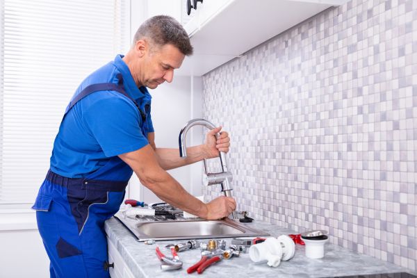 Cost of Faucet Repair in Manchester