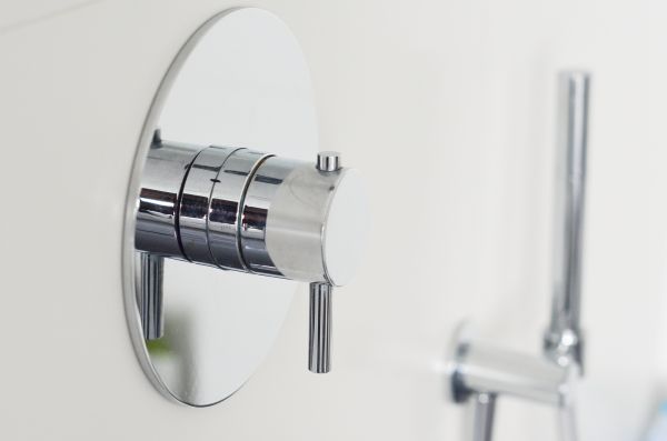 Cost of Shower Knob Replacement in Manchester