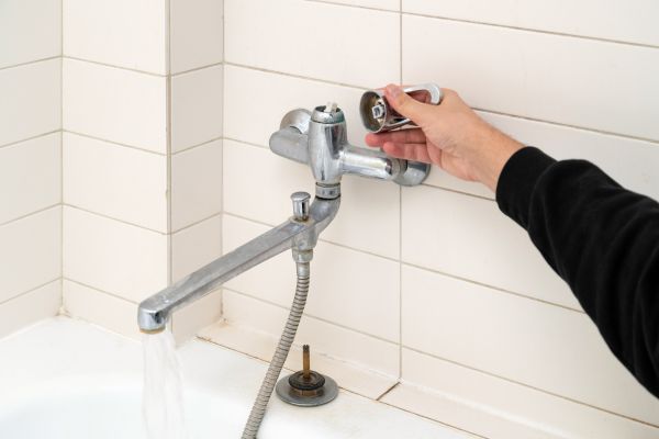 Cost of Shower Handle Repair in Manchester
